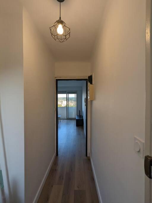 Appartment - Vue Imprenable Sur La Cite Medievale - Parking Gratuit - Climatise 카르카손 외부 사진